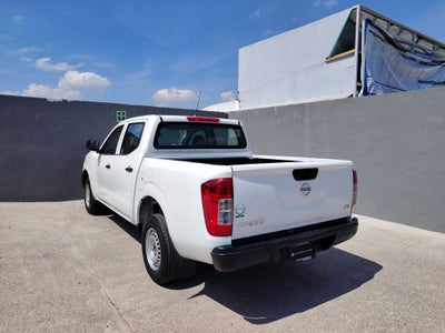 2020 Nissan NP300 2.4 Doble Cabina Se Aa Pack Seg Mt