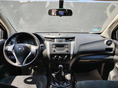 2020 Nissan NP300 2.4 Doble Cabina Se Aa Pack Seg Mt