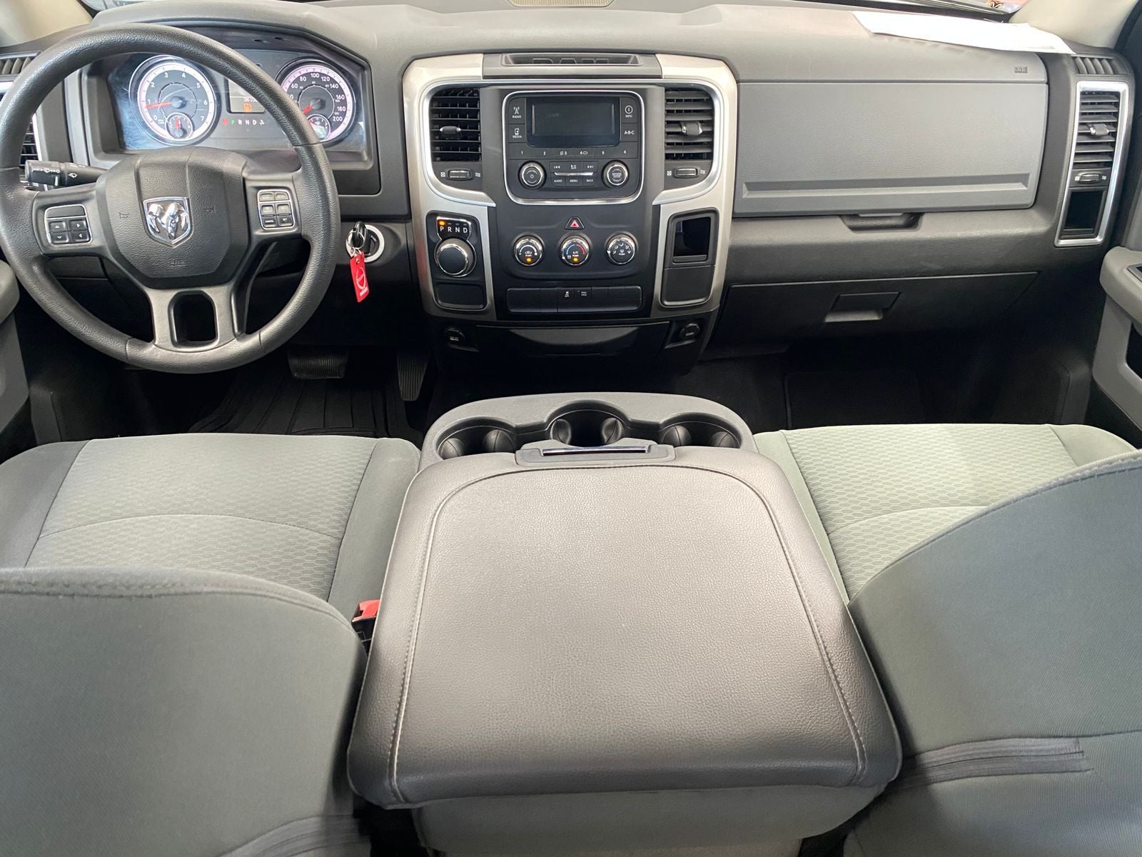 2020 RAM 1500 3.6 V6 Crew Cab SLT At