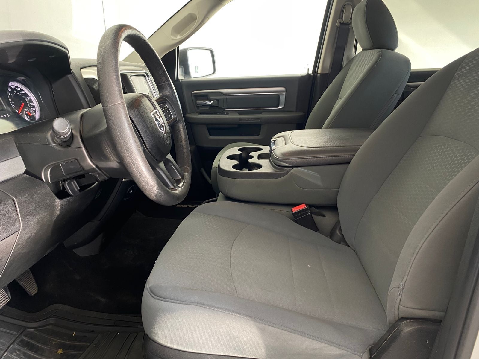 2020 RAM 1500 3.6 V6 Crew Cab SLT At
