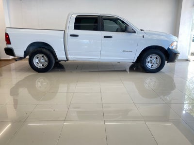 2020 RAM 1500 3.6 V6 Crew Cab SLT At
