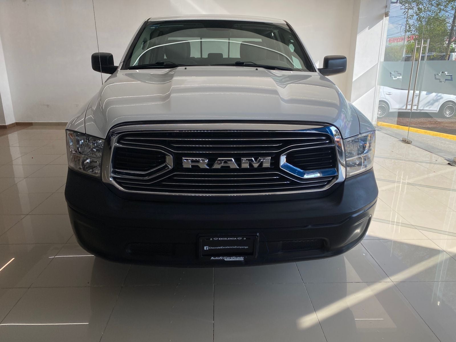 2020 RAM 1500 3.6 V6 Crew Cab SLT At