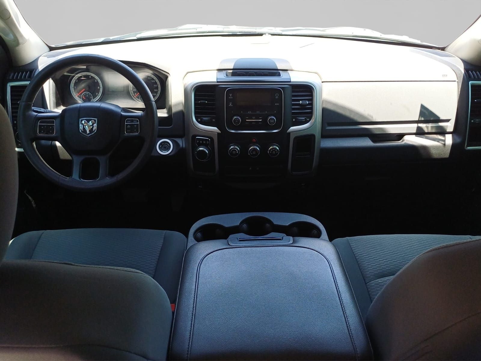 2020 RAM 1500 5.7 V8 Crew Cab SLT At