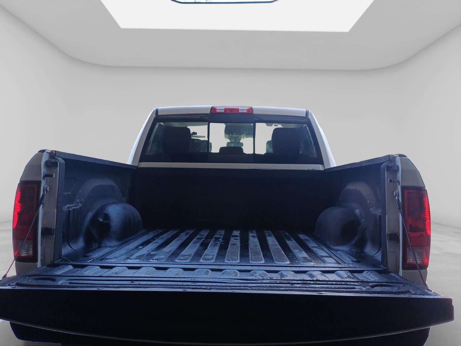 2020 RAM 1500 5.7 V8 Crew Cab SLT At