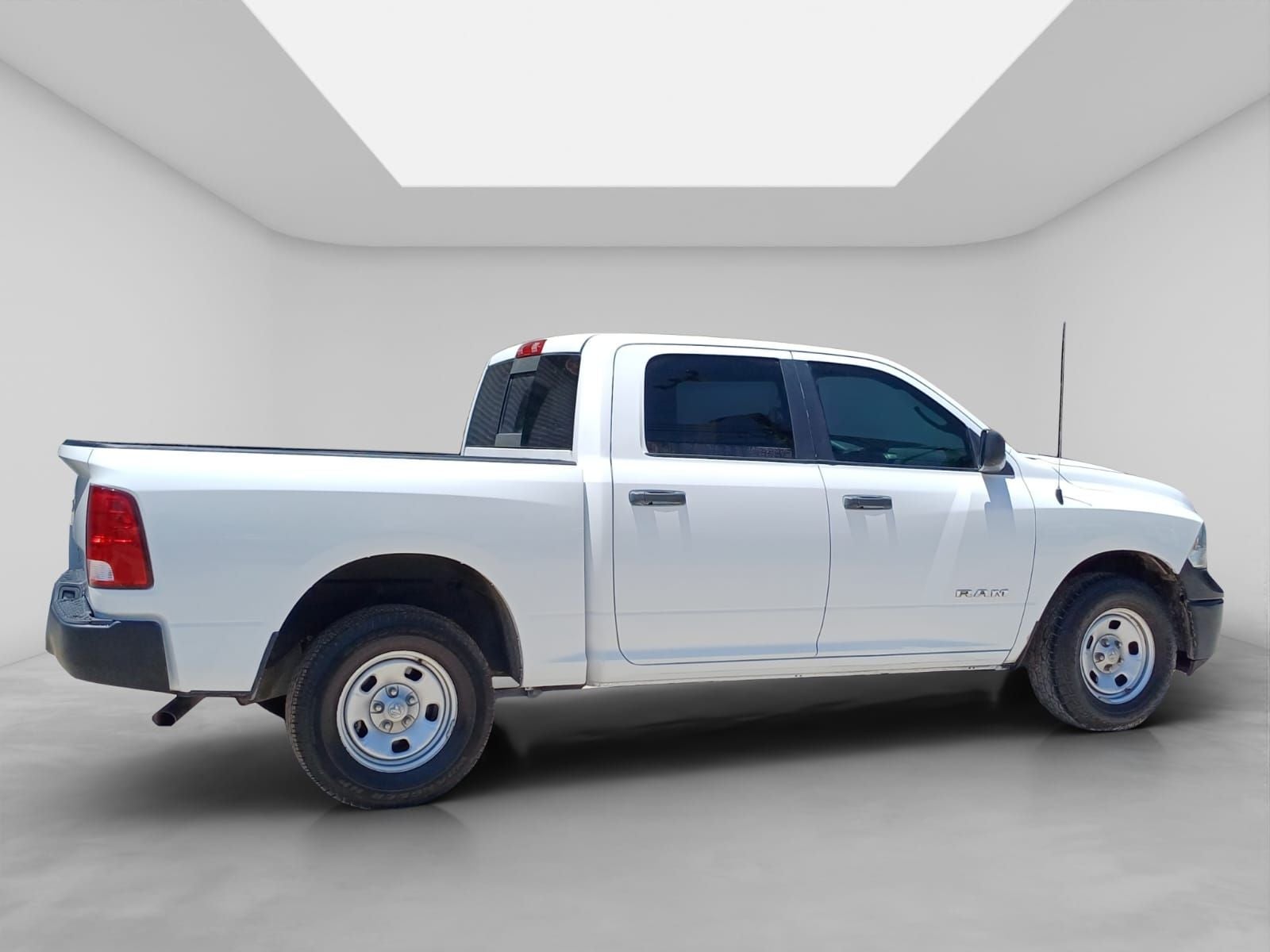 2020 RAM 1500 5.7 V8 Crew Cab SLT At