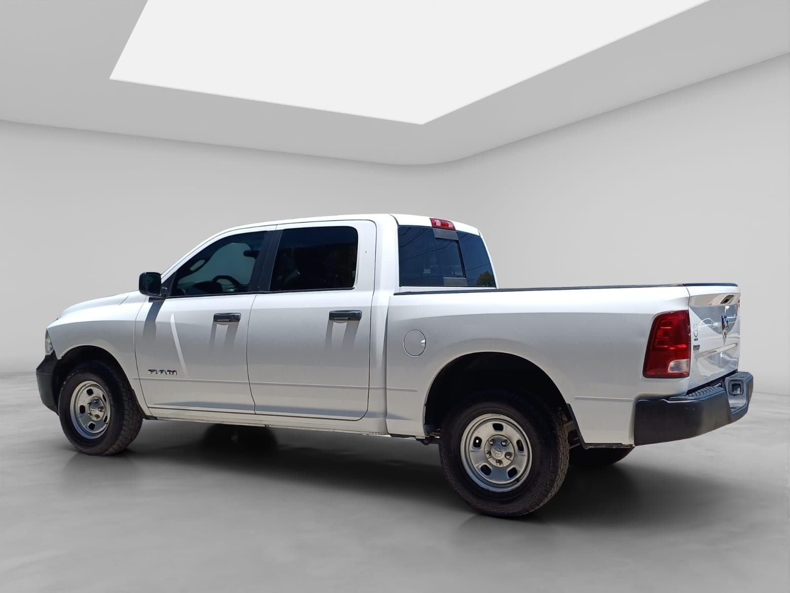 2020 RAM 1500 5.7 V8 Crew Cab SLT At