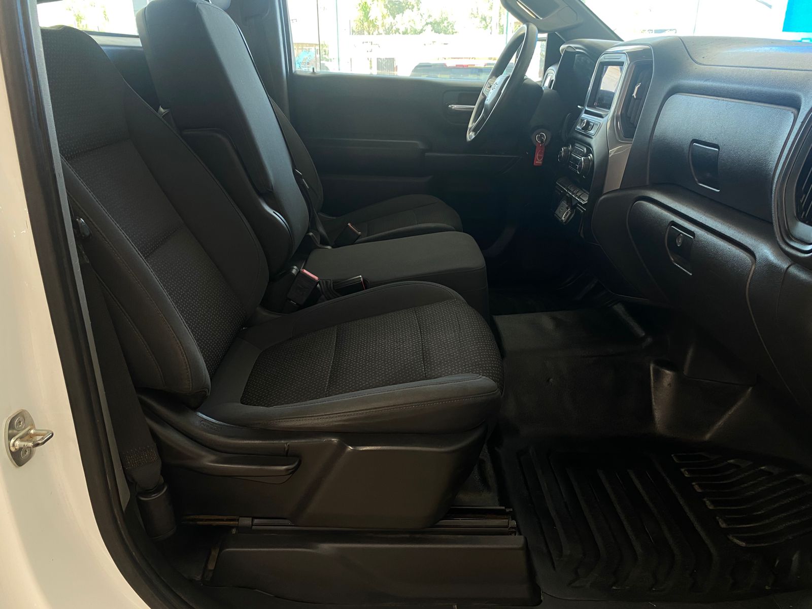 2020 Chevrolet Silverado 4.3 V6 1500 WT Cabina Regular 4x2 At