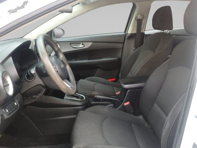 2021 Kia Forte 2.0 L 4 p At