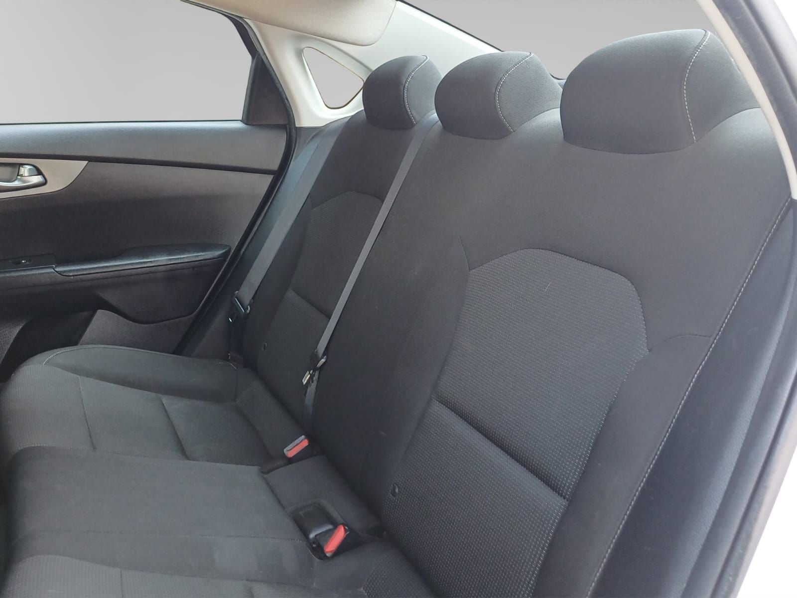 2021 Kia Forte 2.0 L 4 p At