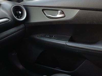 2021 Kia Forte 2.0 L 4 p At