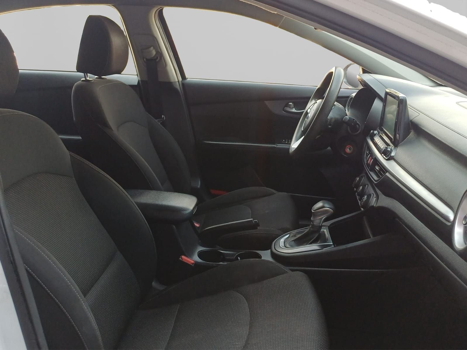 2021 Kia Forte 2.0 L 4 p At