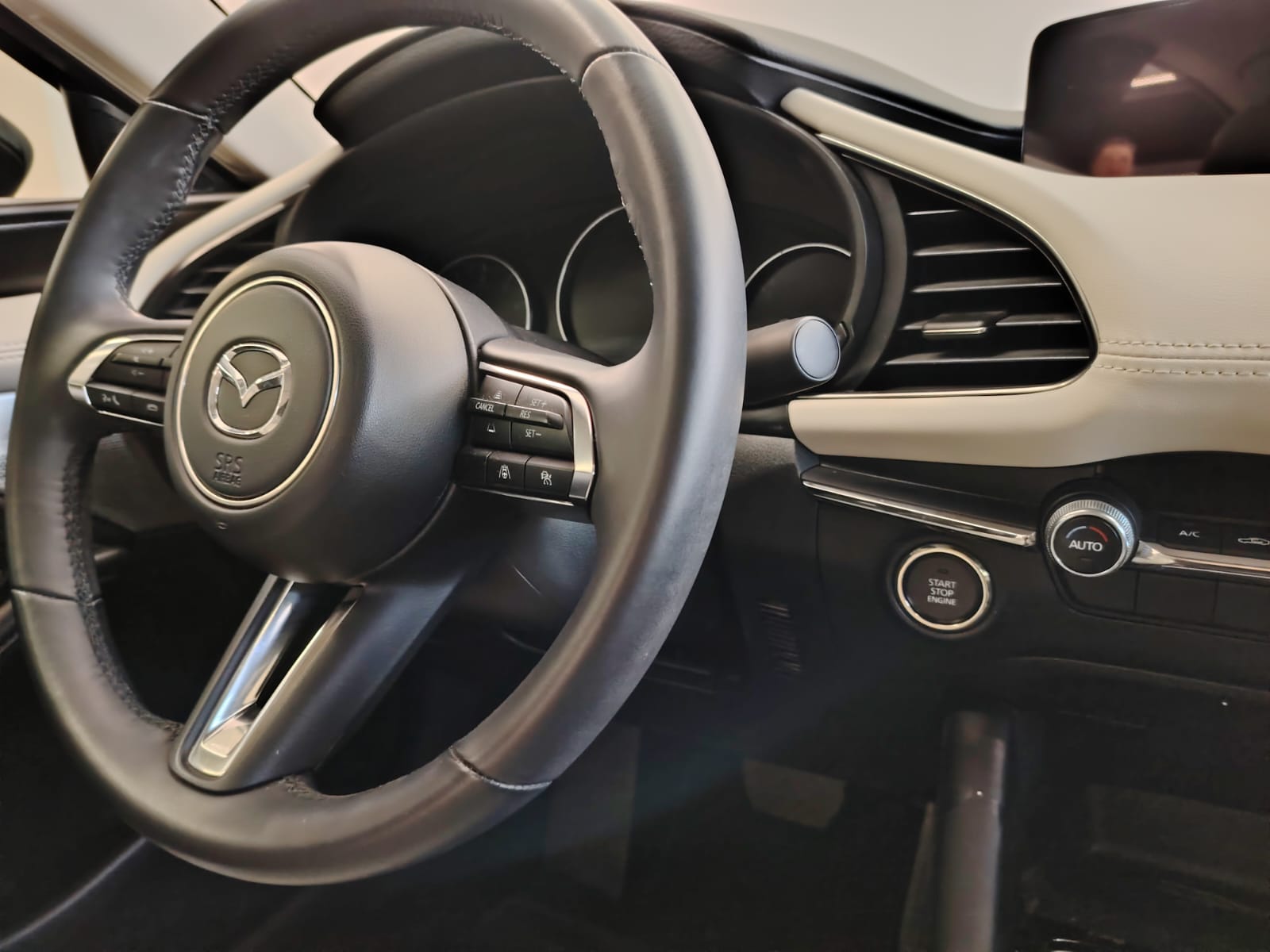 2025 Mazda Mazda 3 2.5 Signature Sedan At