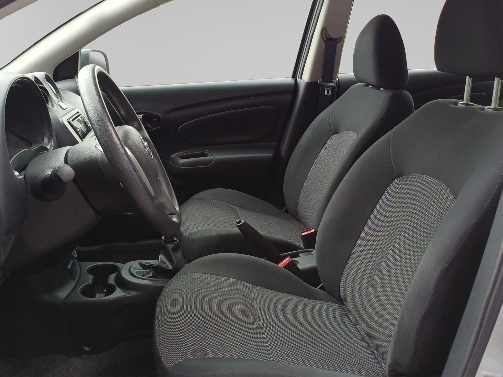 2020 Nissan V-Drive 1.6 A/C Mt
