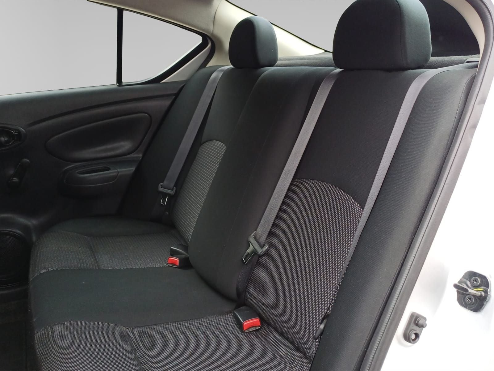 2020 Nissan V-Drive 1.6 A/C Mt