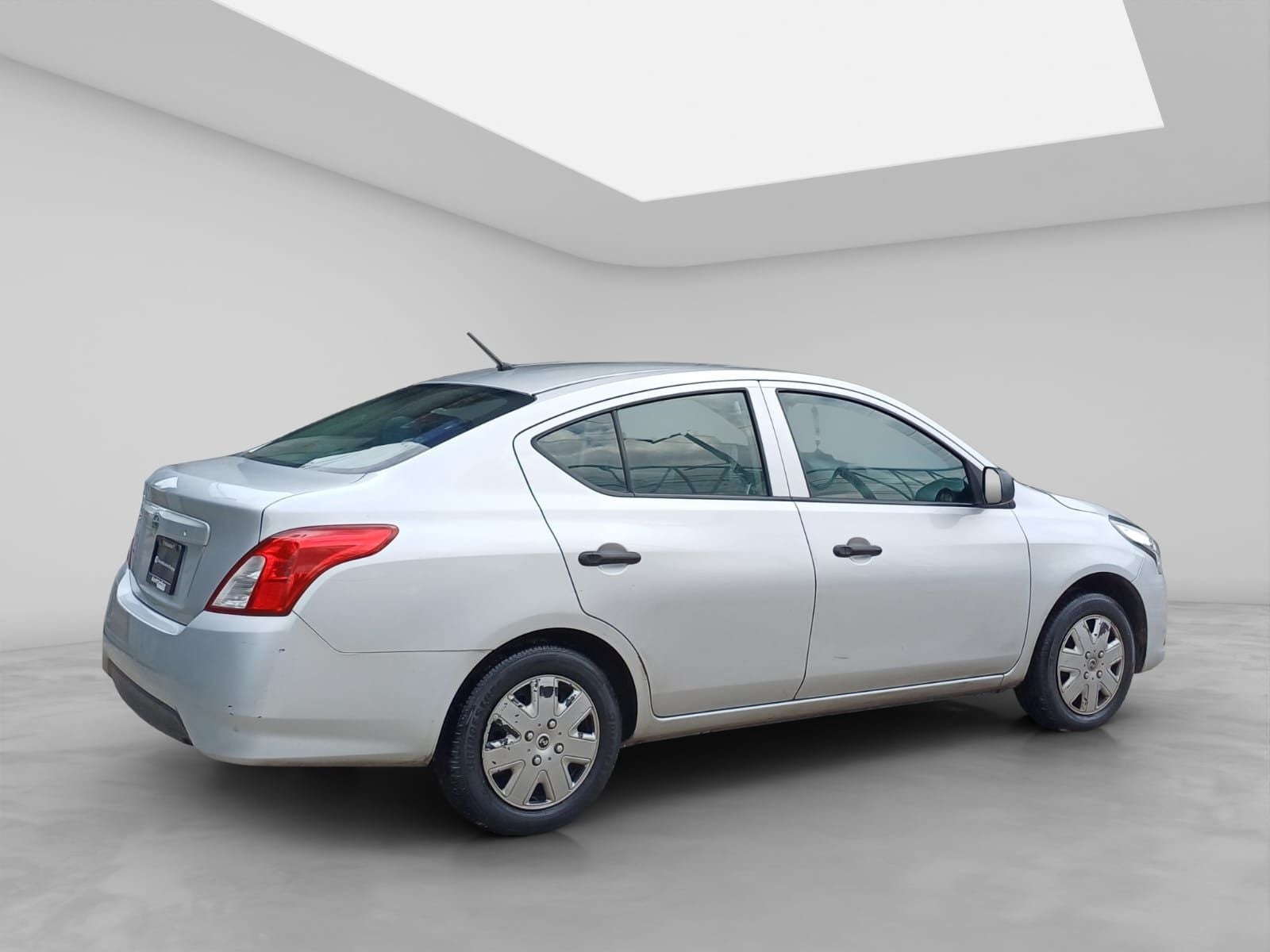 2020 Nissan V-Drive 1.6 A/C Mt