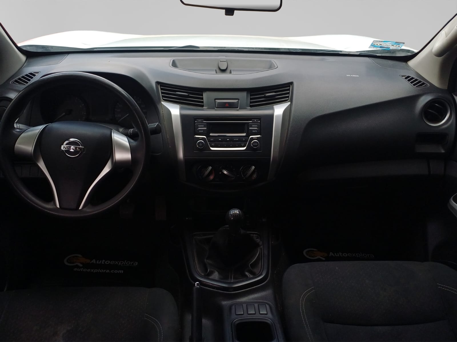 2020 Nissan NP300 2.5 Doble Cabina S Ac Pack Seg Mt