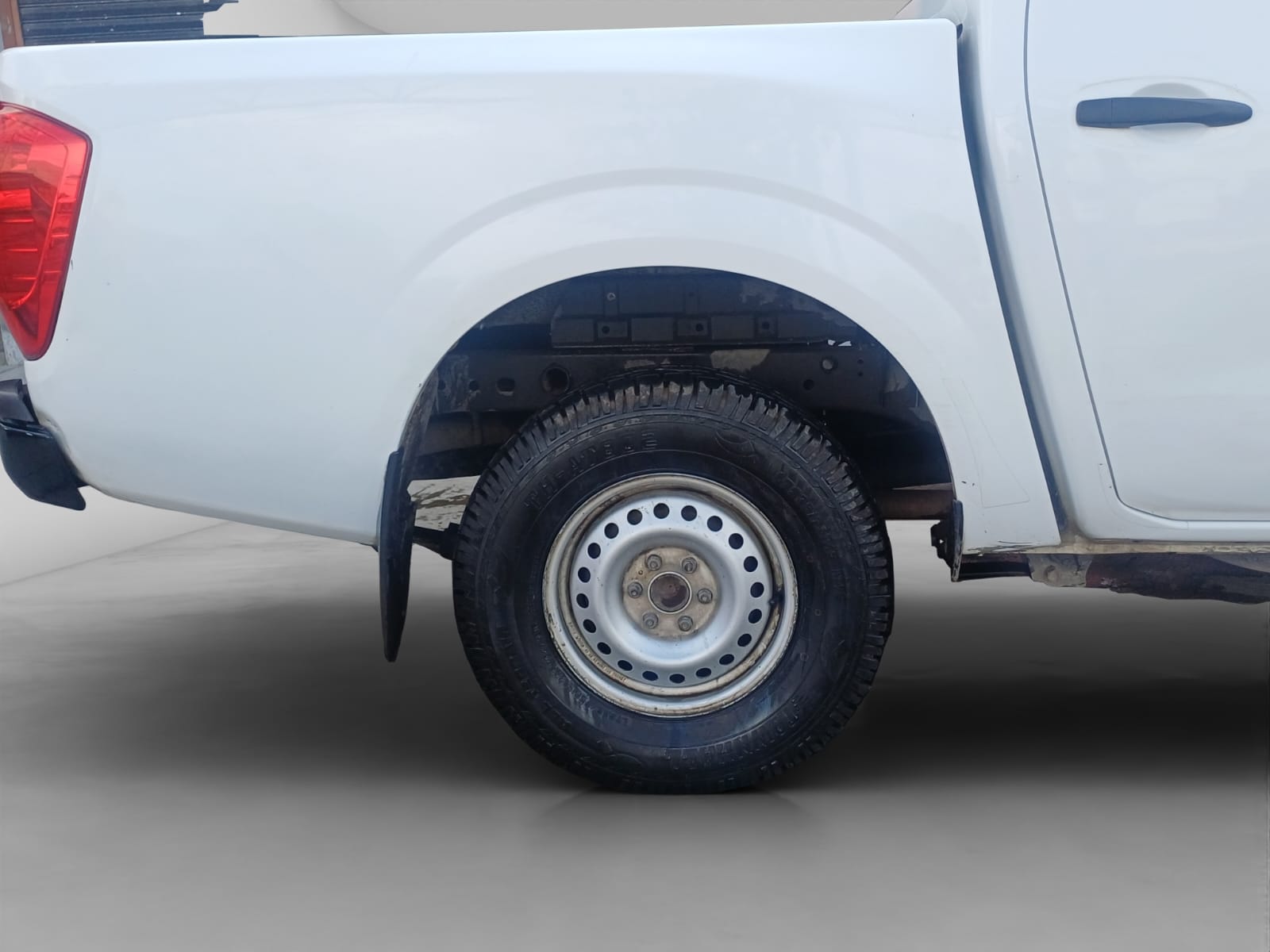 2020 Nissan NP300 2.5 Doble Cabina S Ac Pack Seg Mt