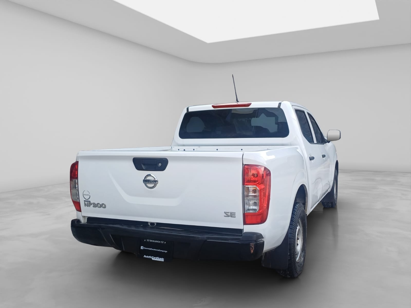 2020 Nissan NP300 2.5 Doble Cabina S Ac Pack Seg Mt