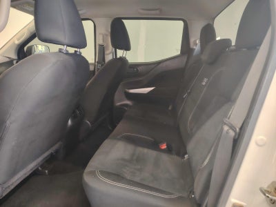 2020 Nissan NP300 Doble Cabina 2.5 SE Paq Seguridad Mt