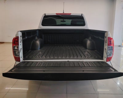2020 Nissan NP300 Doble Cabina 2.5 SE Paq Seguridad Mt