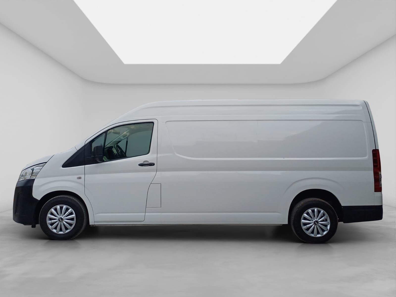 2023 Toyota Hiace 2.8 Panel Mt