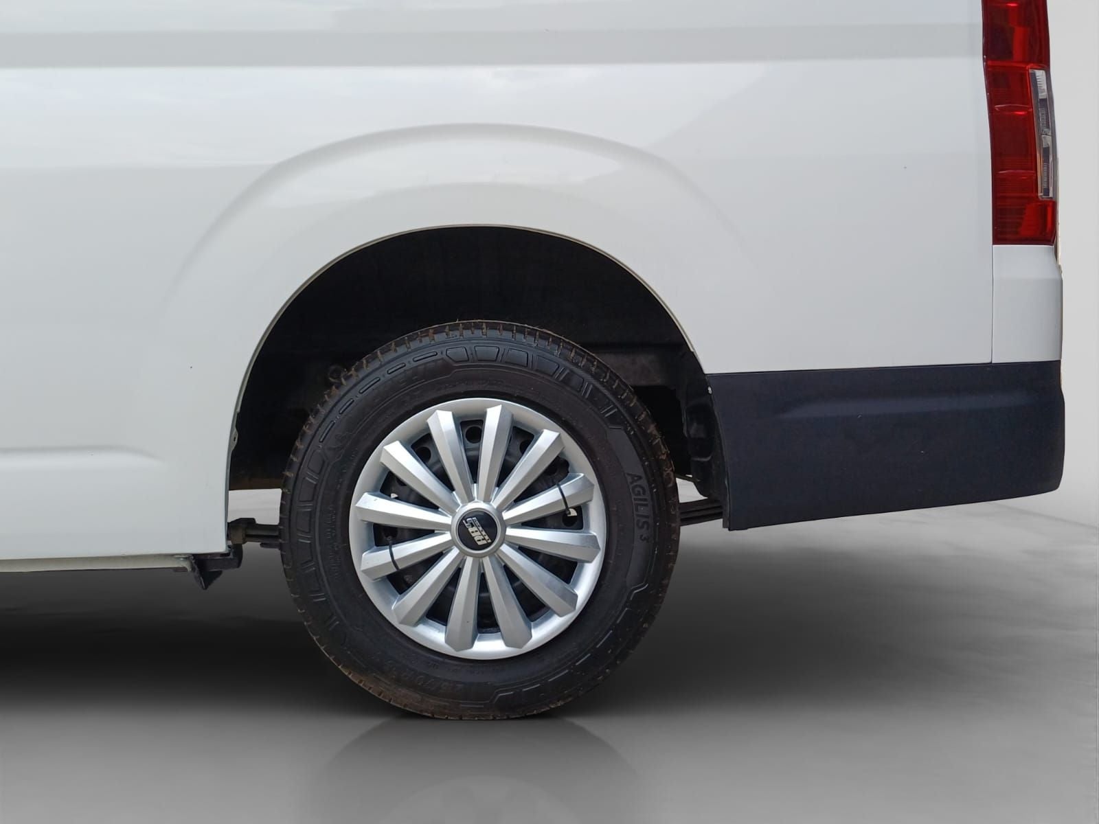 2023 Toyota Hiace 2.8 Panel Mt