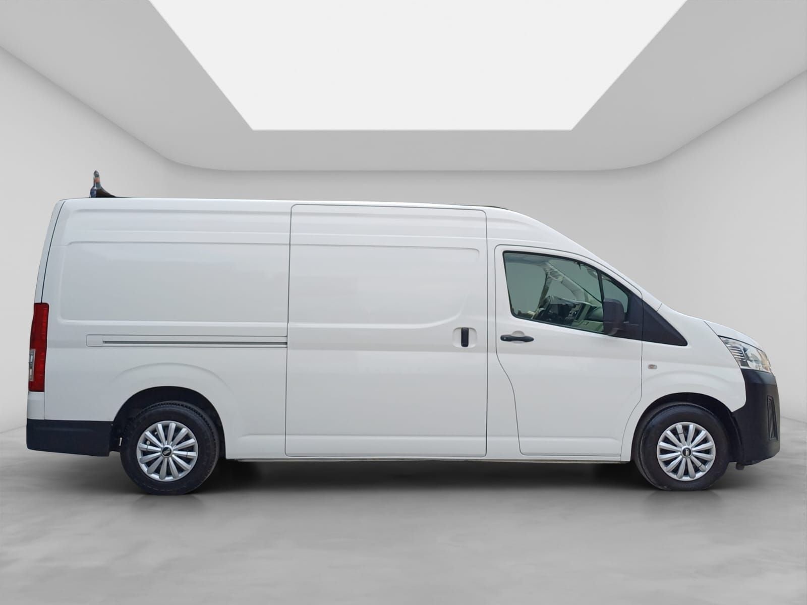 2023 Toyota Hiace 2.8 Panel Mt