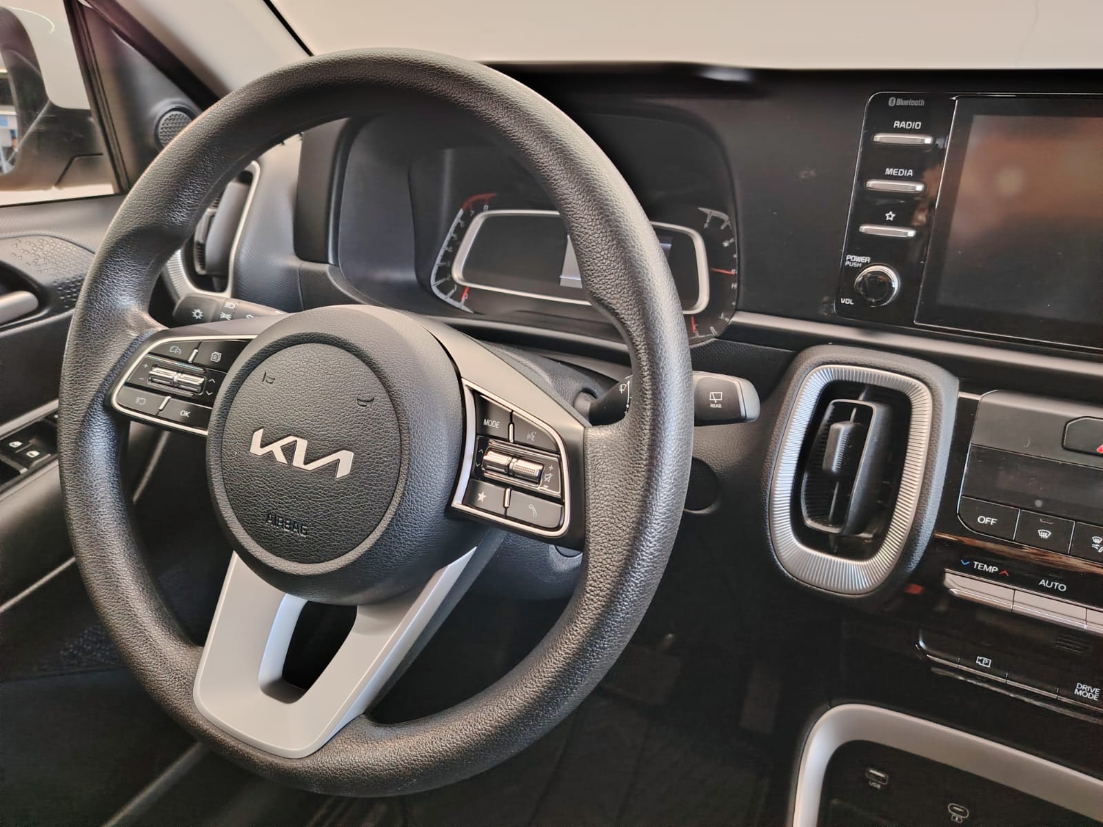 2024 Kia Sonet 1.5 Ex At