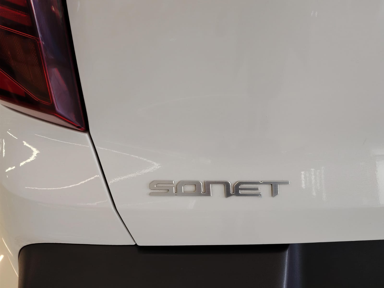 2024 Kia Sonet 1.5 Ex At