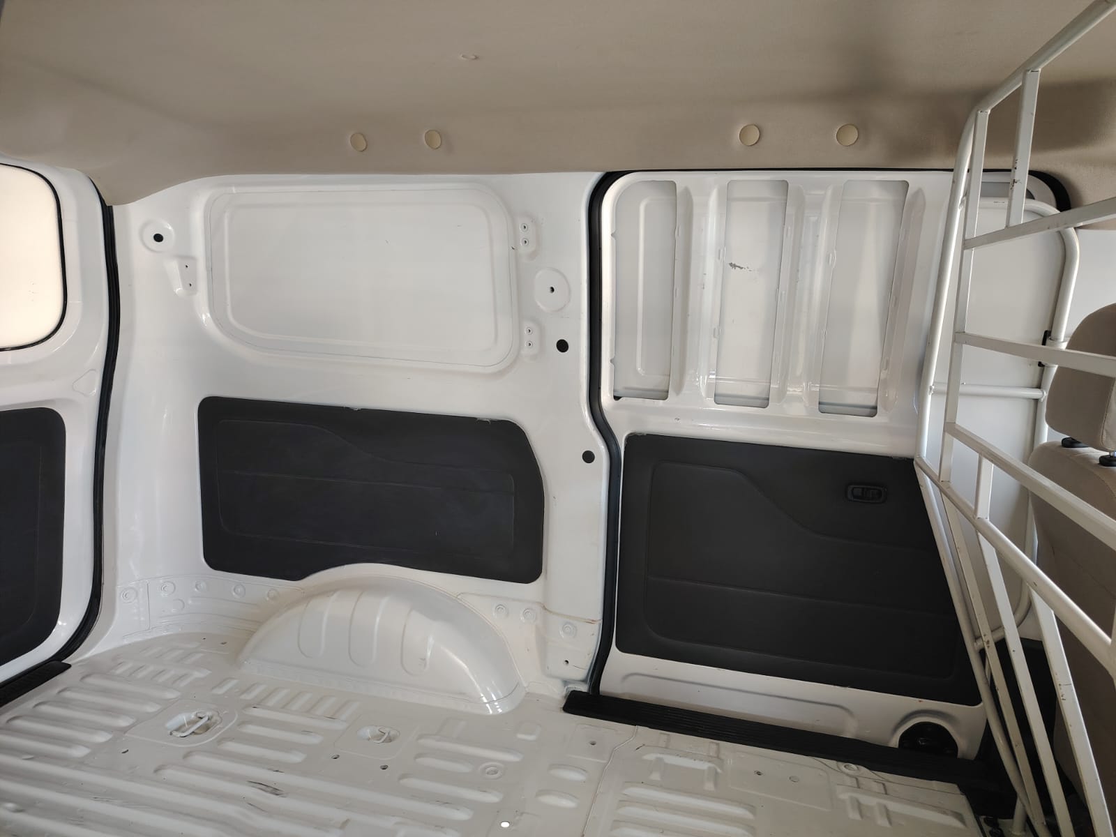 2023 Chevrolet Tornado 1.5 VAN PAQ B CARGO Mt