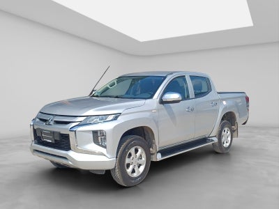 2020 Mitsubishi L200 2.4 Glx Cabina Doble 4x4 Diesel Mt