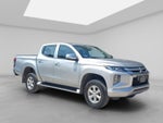2020 Mitsubishi L200 2.4 Glx Cabina Doble 4x4 Diesel Mt