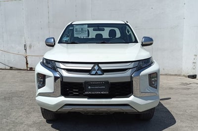 2023 Mitsubishi L200 2.4 Glx Cabina Doble 4x2 Mt