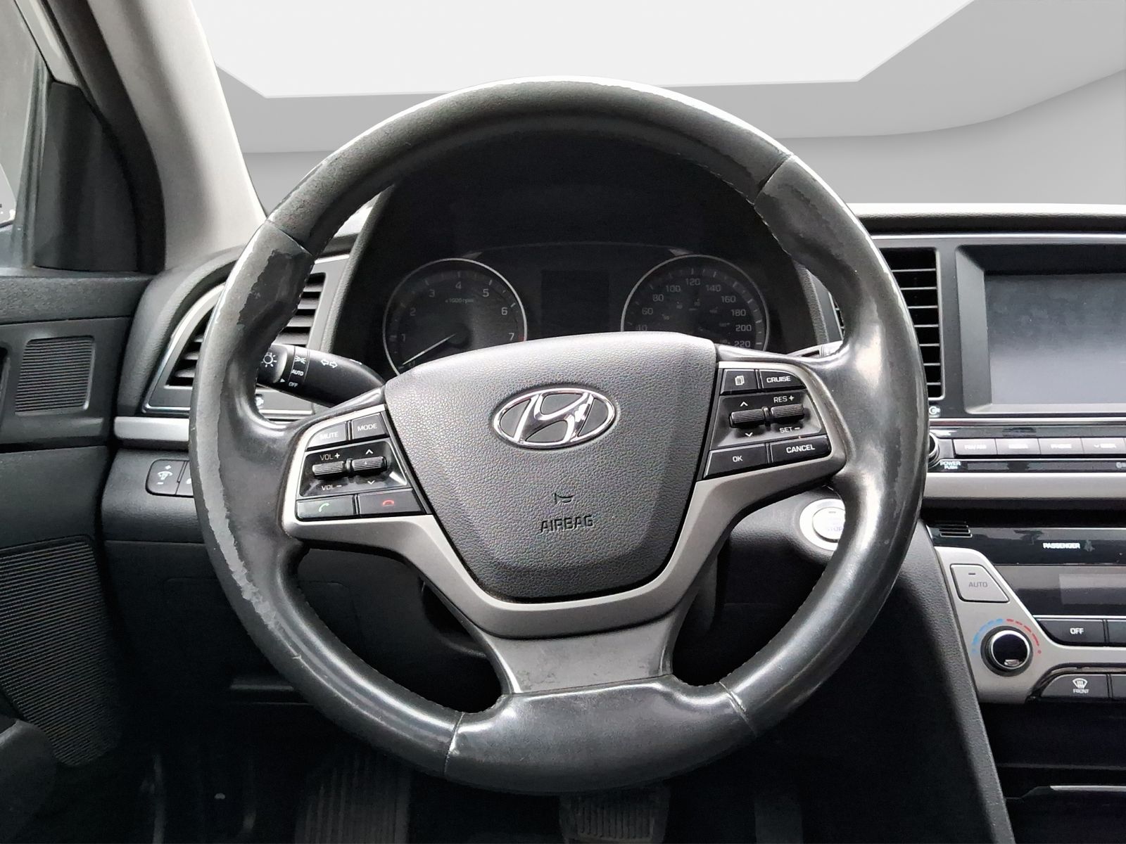 2018 Hyundai Elantra 2.0 Limited Tech Navi At