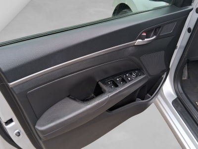 2018 Hyundai Elantra 2.0 Limited Tech Navi At