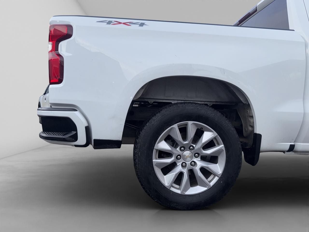 2022 Chevrolet Silverado 5.3 Doble cabina At