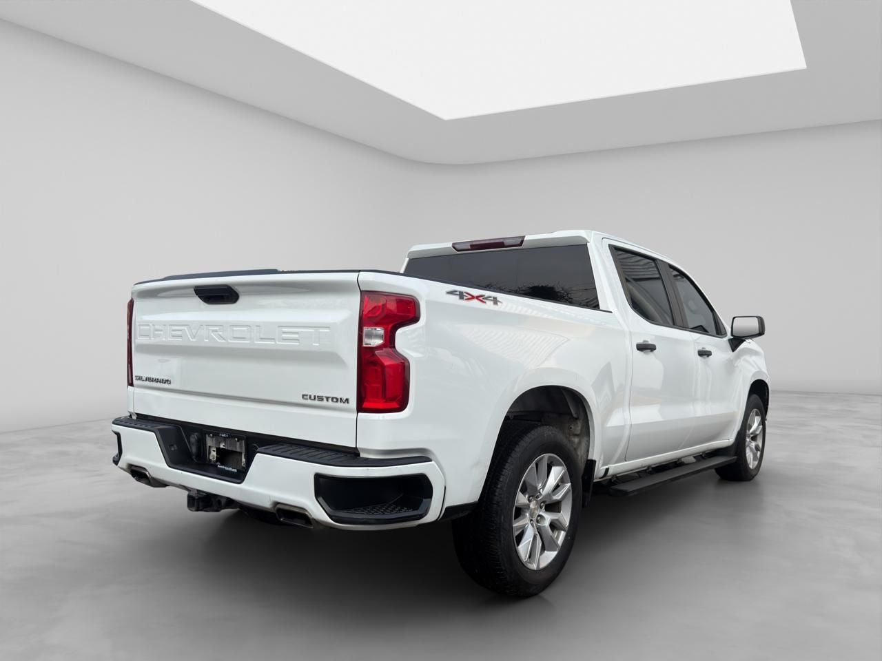 2022 Chevrolet Silverado 5.3 Doble cabina At