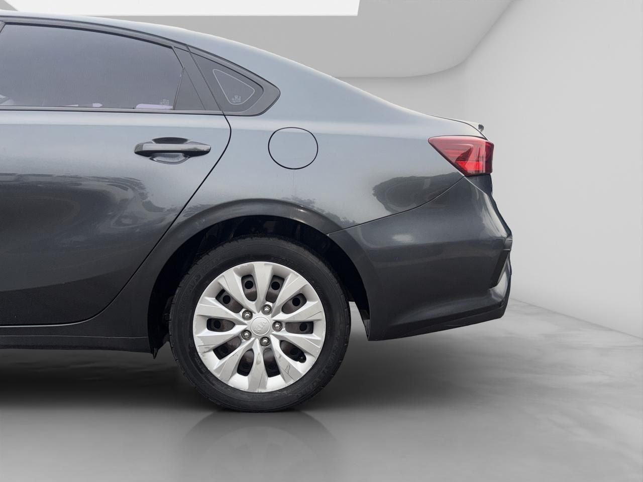 2021 Kia Forte 2.0 L 4 p At