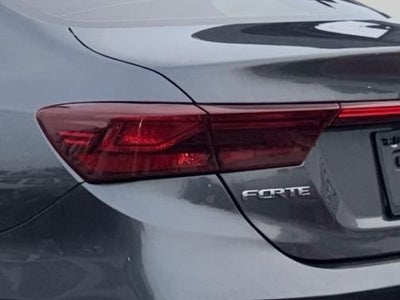2021 Kia Forte 2.0 L 4 p At