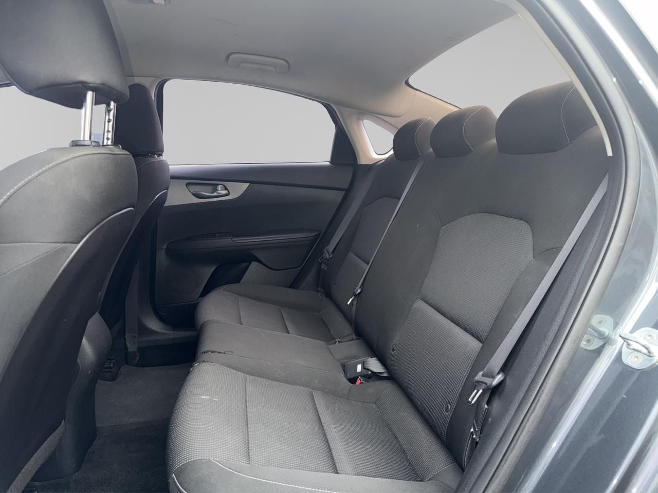2021 Kia Forte 2.0 L 4 p At