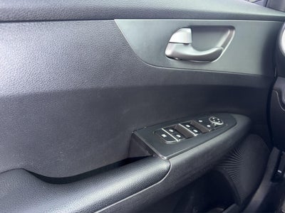 2021 Kia Forte 2.0 L 4 p At