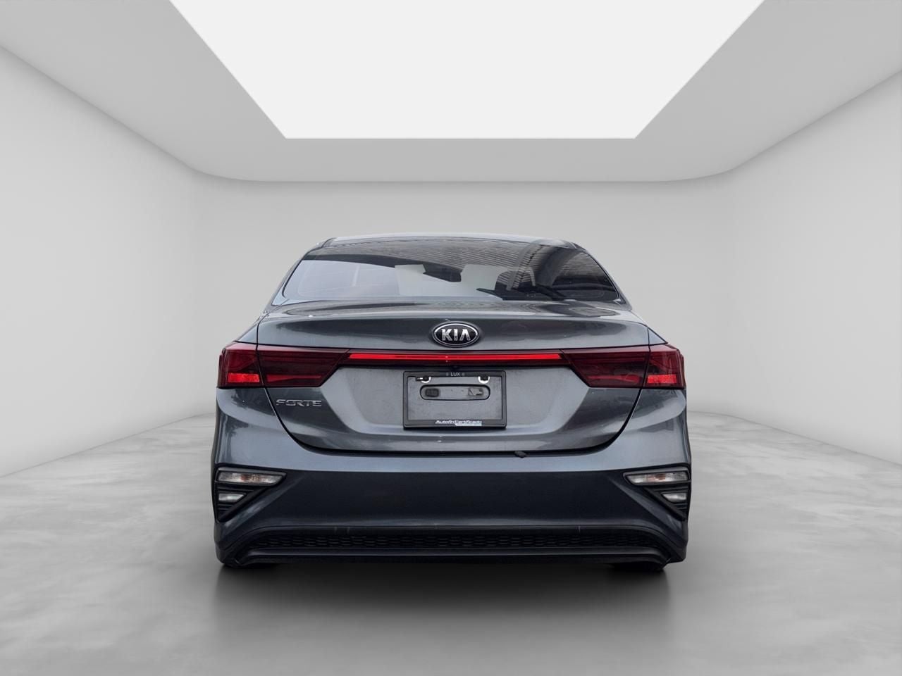 2021 Kia Forte 2.0 L 4 p At