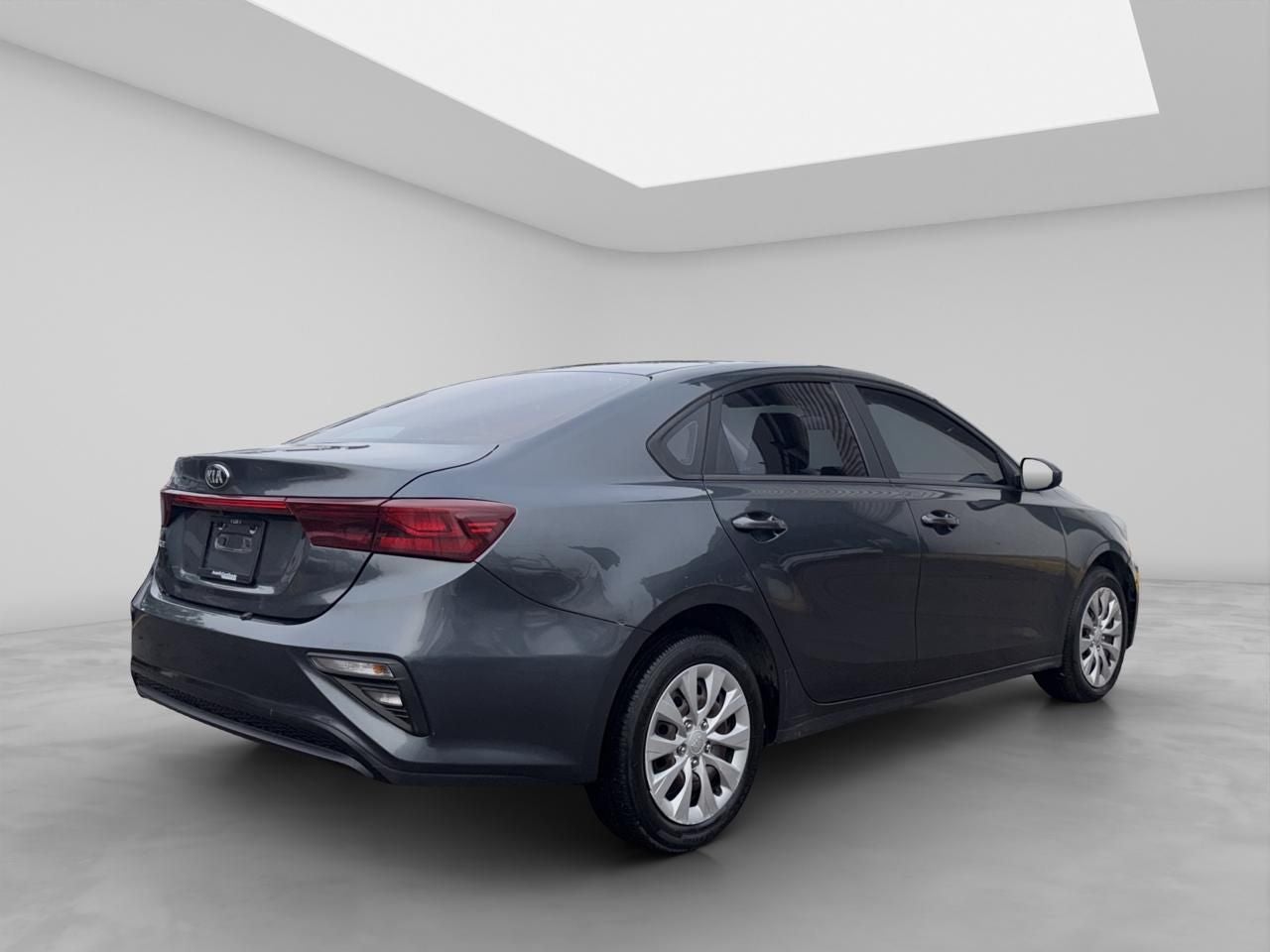 2021 Kia Forte 2.0 L 4 p At