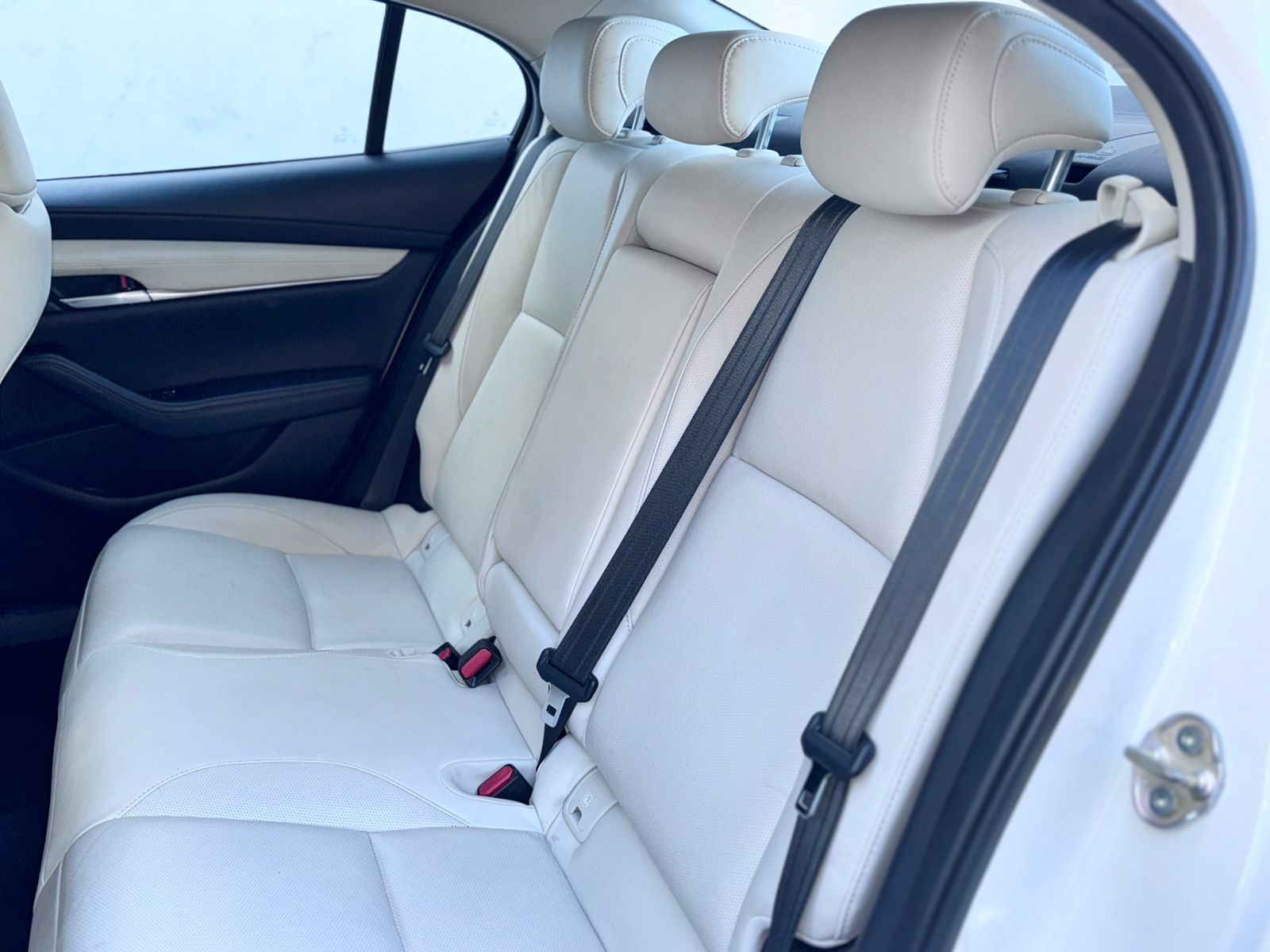 2025 Mazda Mazda 3 2.5 Signature Hb At