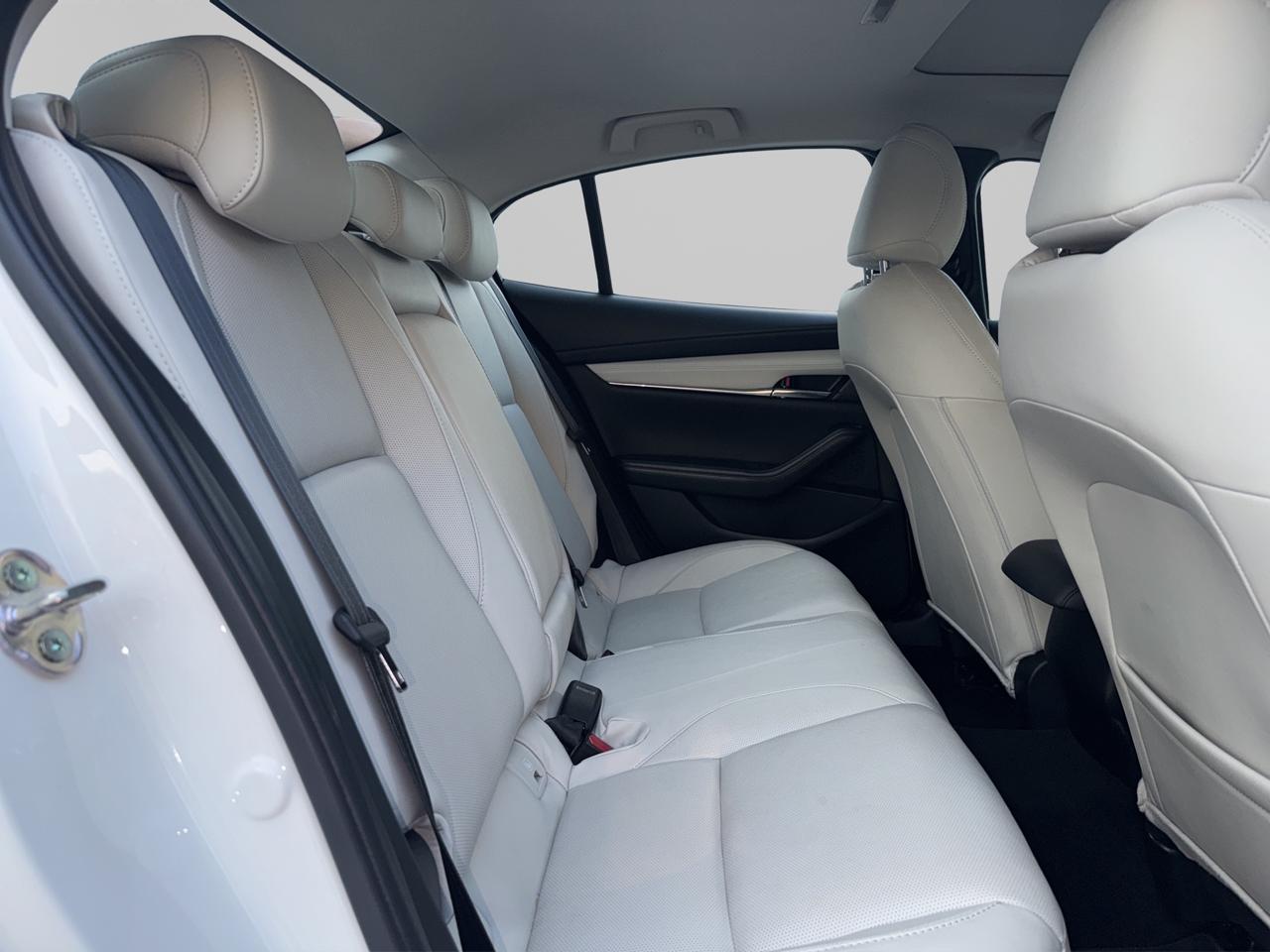 2025 Mazda Mazda 3 2.5 Signature Hb At