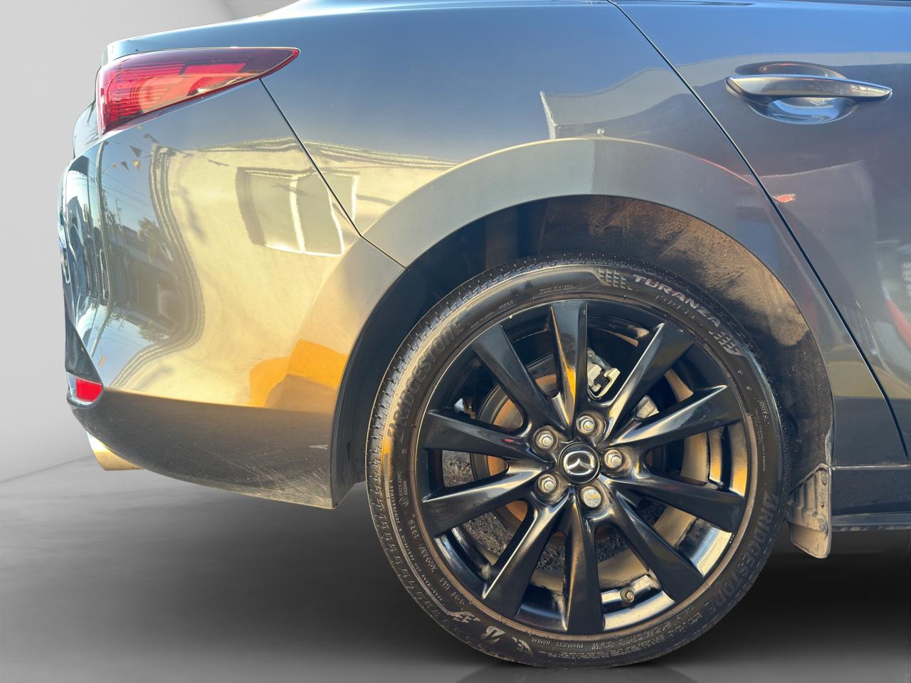 2025 Mazda Mazda 3 2.5 Signature Hb At