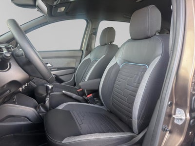 2023 Renault Duster 1.6 Iconic Mt