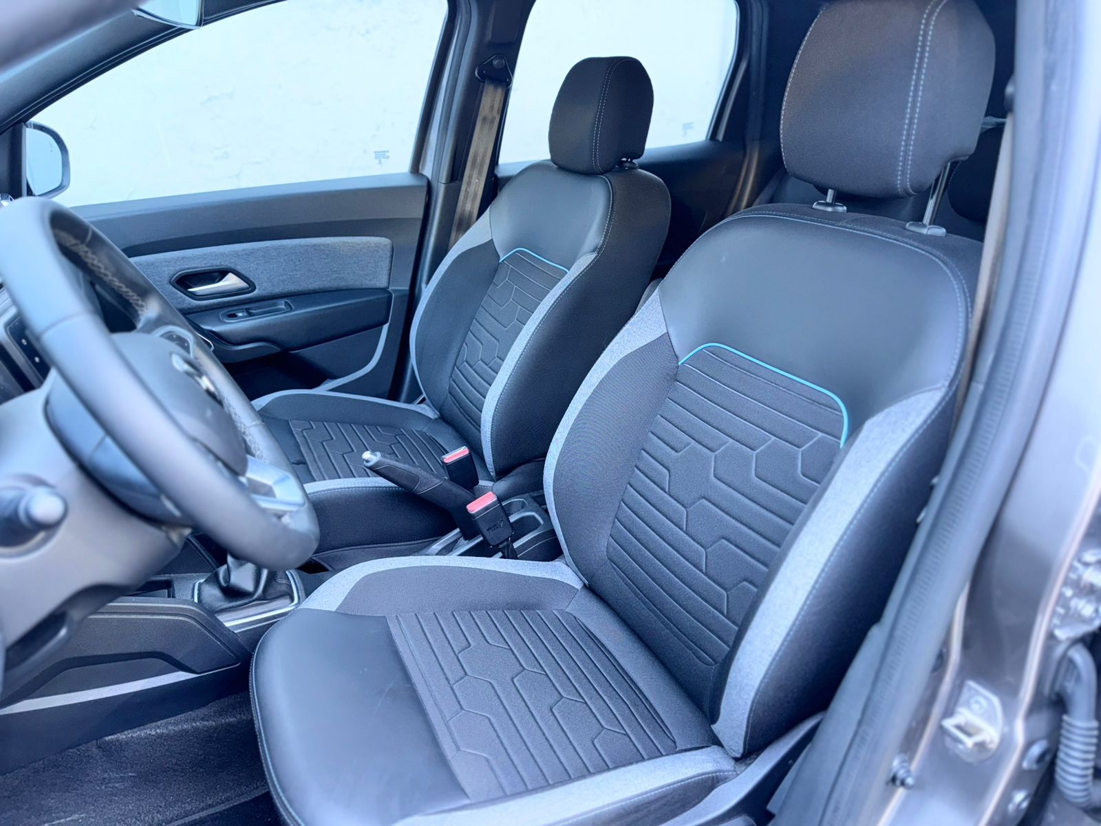 2023 Renault Duster 1.3 Iconic At