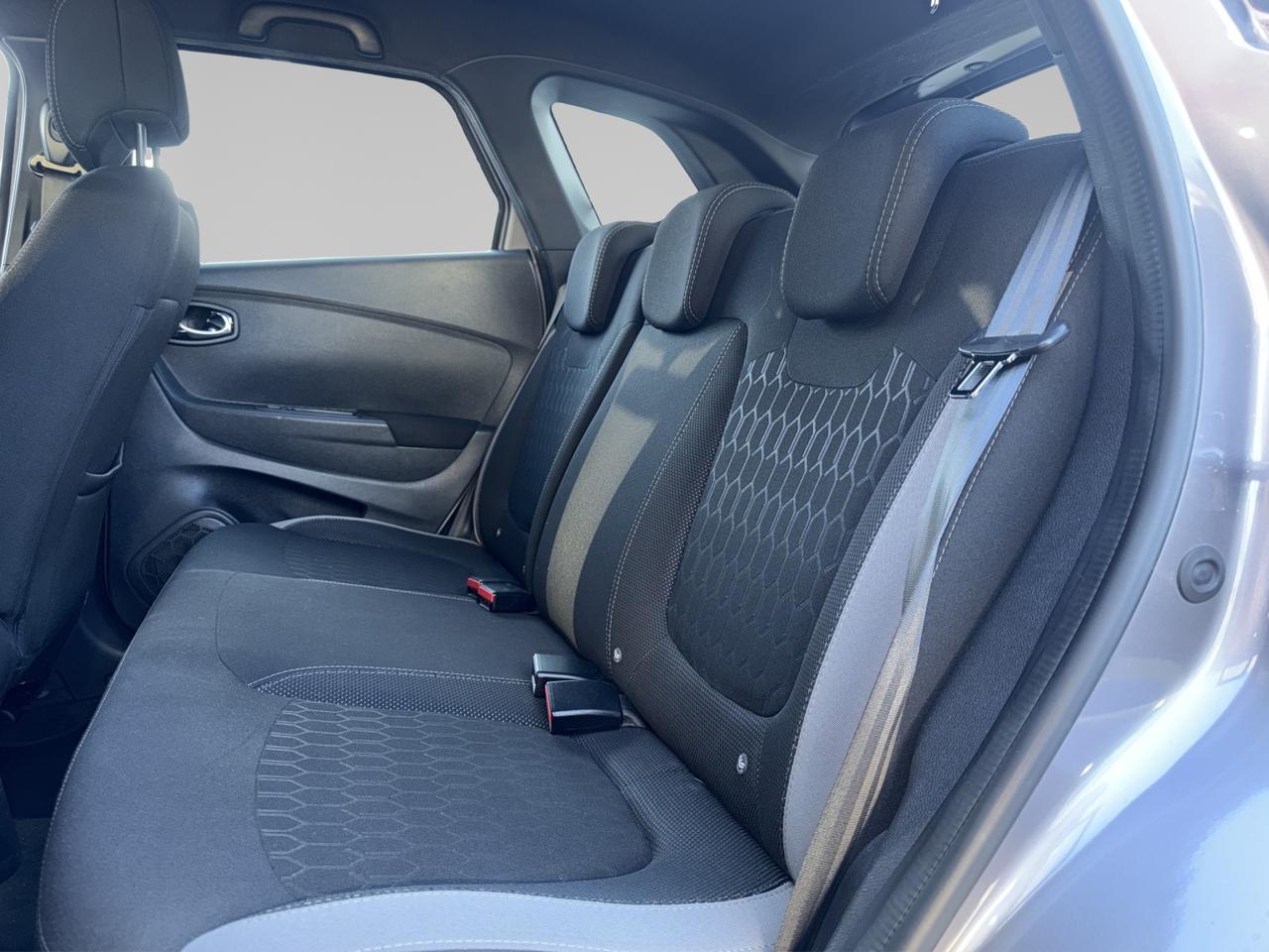 2021 Renault Captur 2.0 Intens Mt