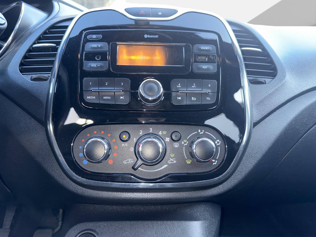 2021 Renault Captur 2.0 Intens Mt